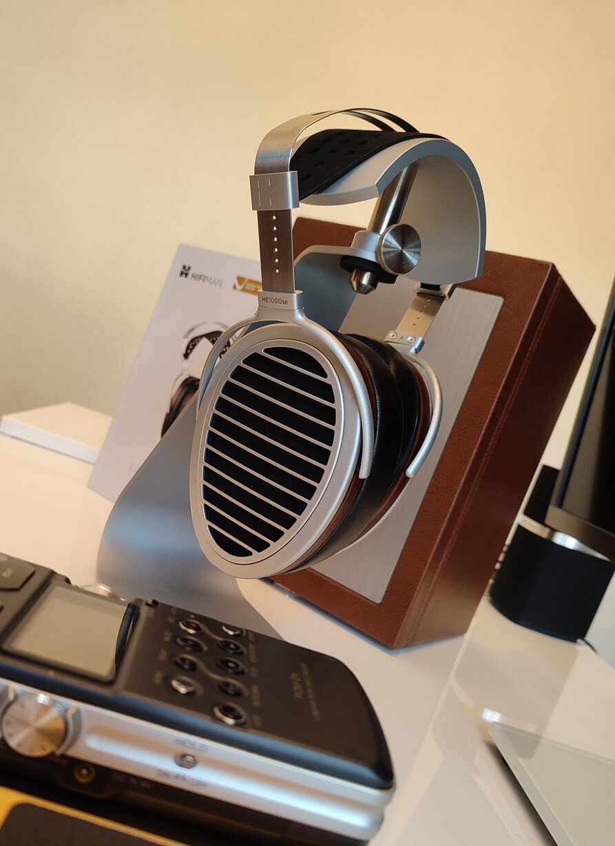 Crafted for Connoisseurs: The HifiMan HE1000SE Audio Epiphany